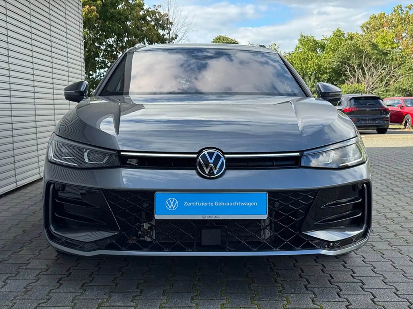 Volkswagen Passat Variant 2.0 TDI R-LINE *AHK*STDHZG*H&K* Grau - 2