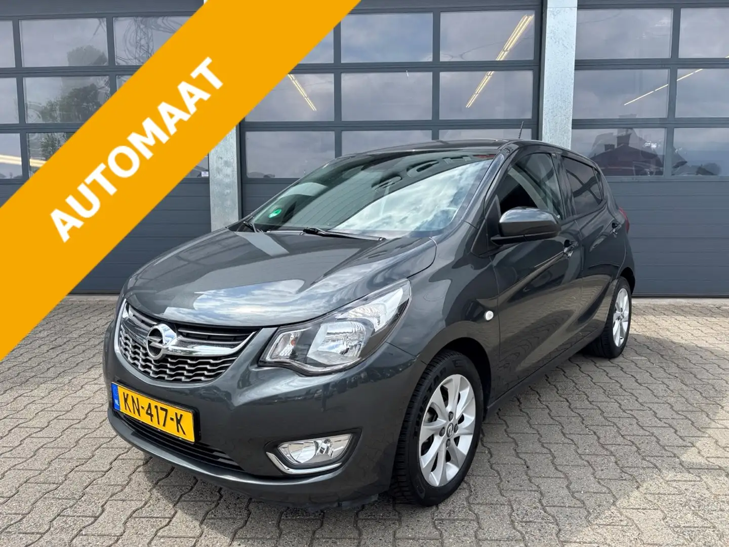 Opel Karl 1.0 75pk Innovation Automaat Grijs - 1