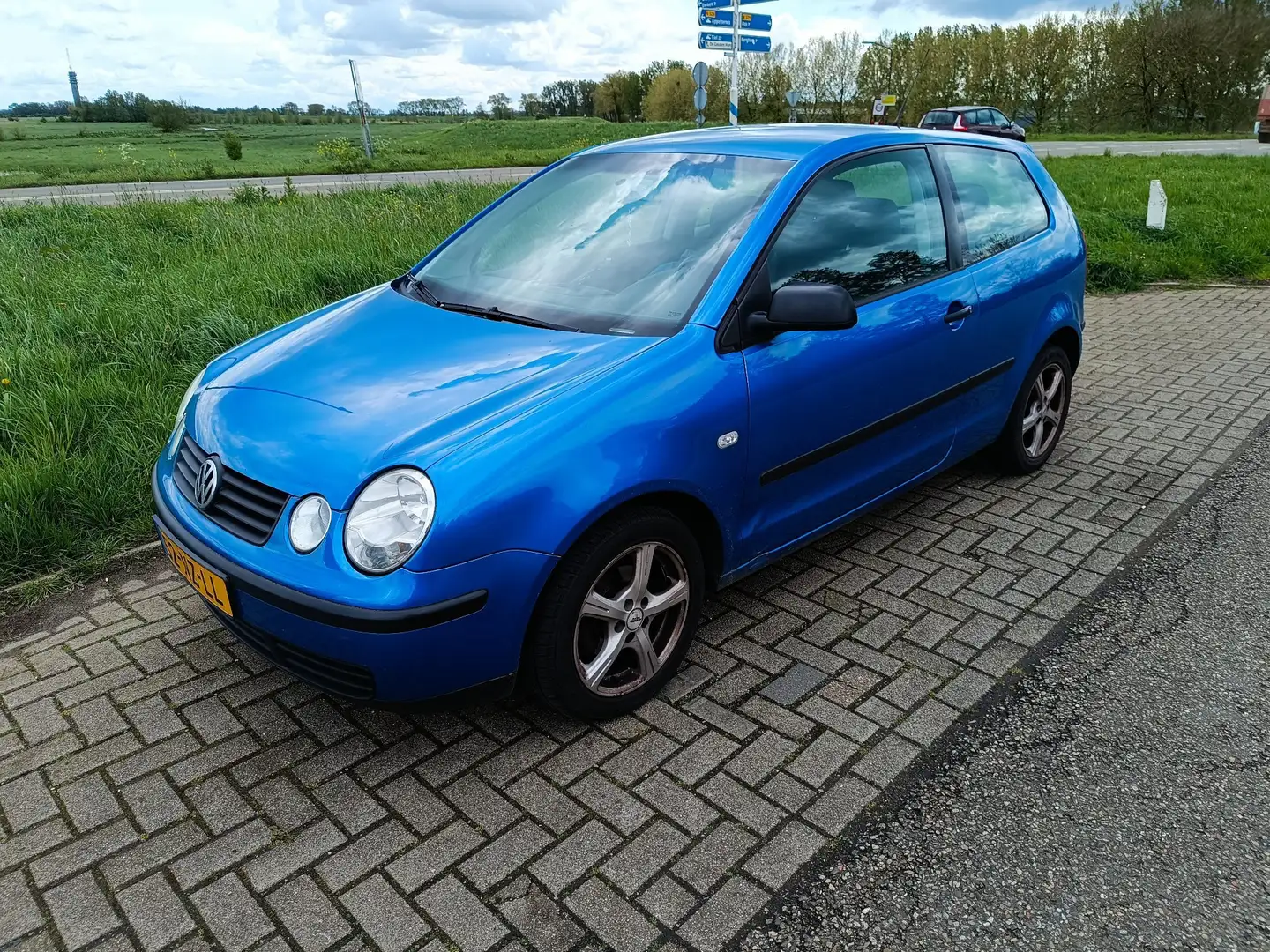 Volkswagen Polo 1.4 Blauw - 1