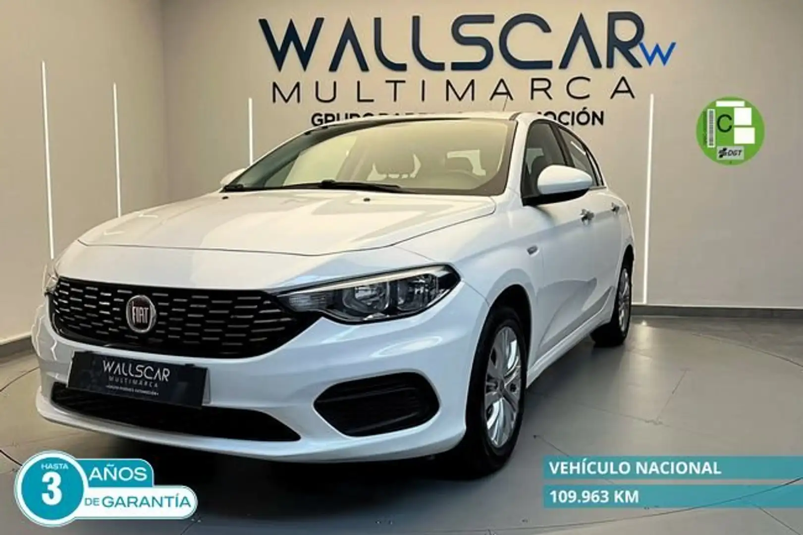 Fiat Tipo 1.4 16v Easy 70kW (95CV) gasolina SW Weiß - 1