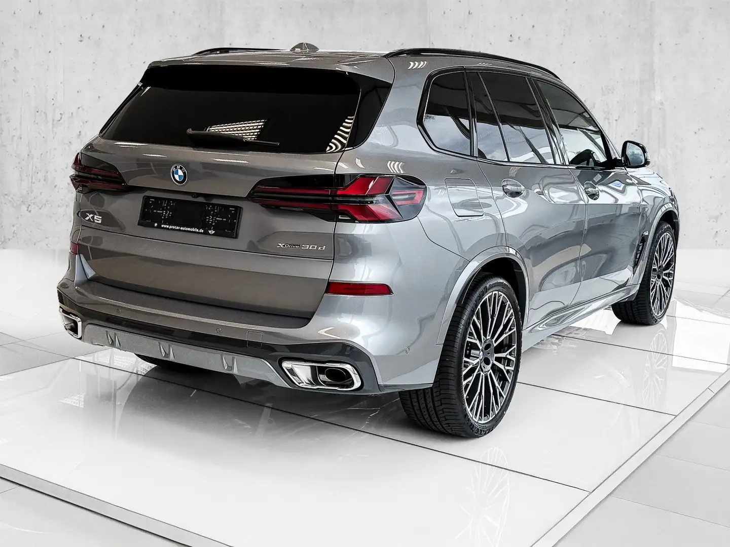 BMW X5 xDrive30d M-SPORT+AHK+PANO+HUD+ACC+KAMERA Grau - 2