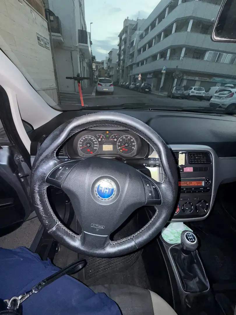 Fiat Grande Punto 5p 1.3 mjt 16v 75cv - 1