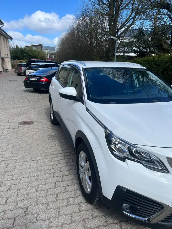 Peugeot 5008 PureTech 130 EAT8 Stop, foto 5