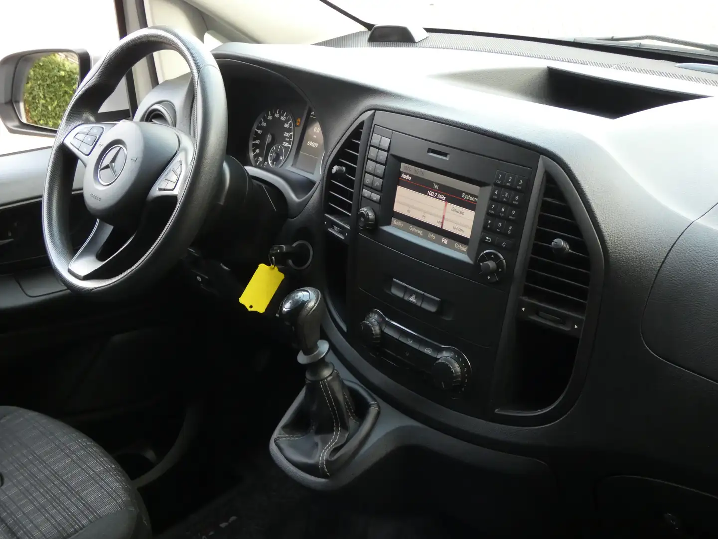 Mercedes-Benz Vito 111 CDI Lang Airco/PDC/Cruise control Wit - 2