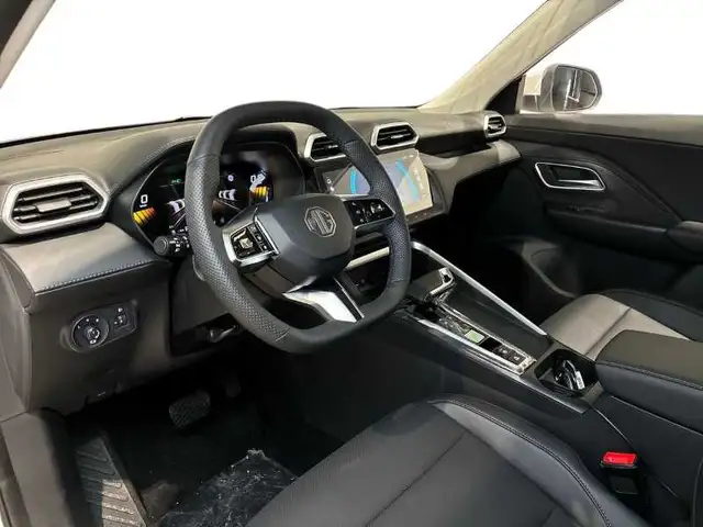 MG ZS view 11