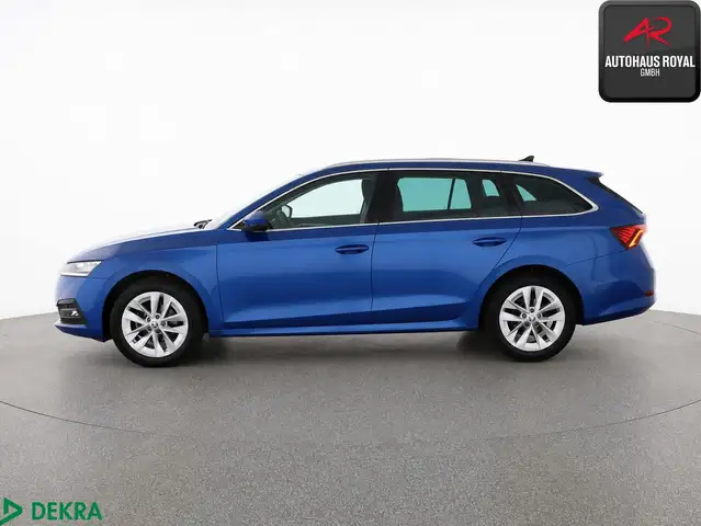 Skoda Octavia view 2