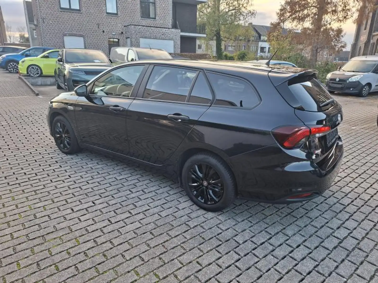 Fiat Tipo SW Street Nero - 2