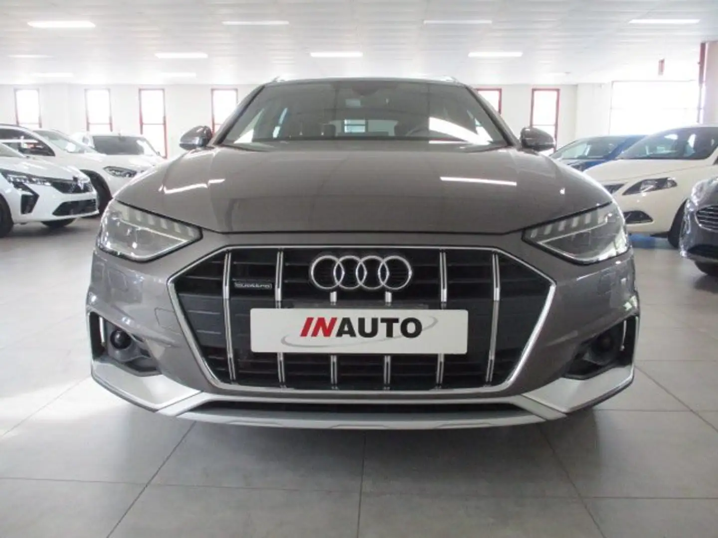 Audi A4 allroad A4 Allroad 40 2.0 TDI mhev Business Q. 204cv S-Tr Gris - 2