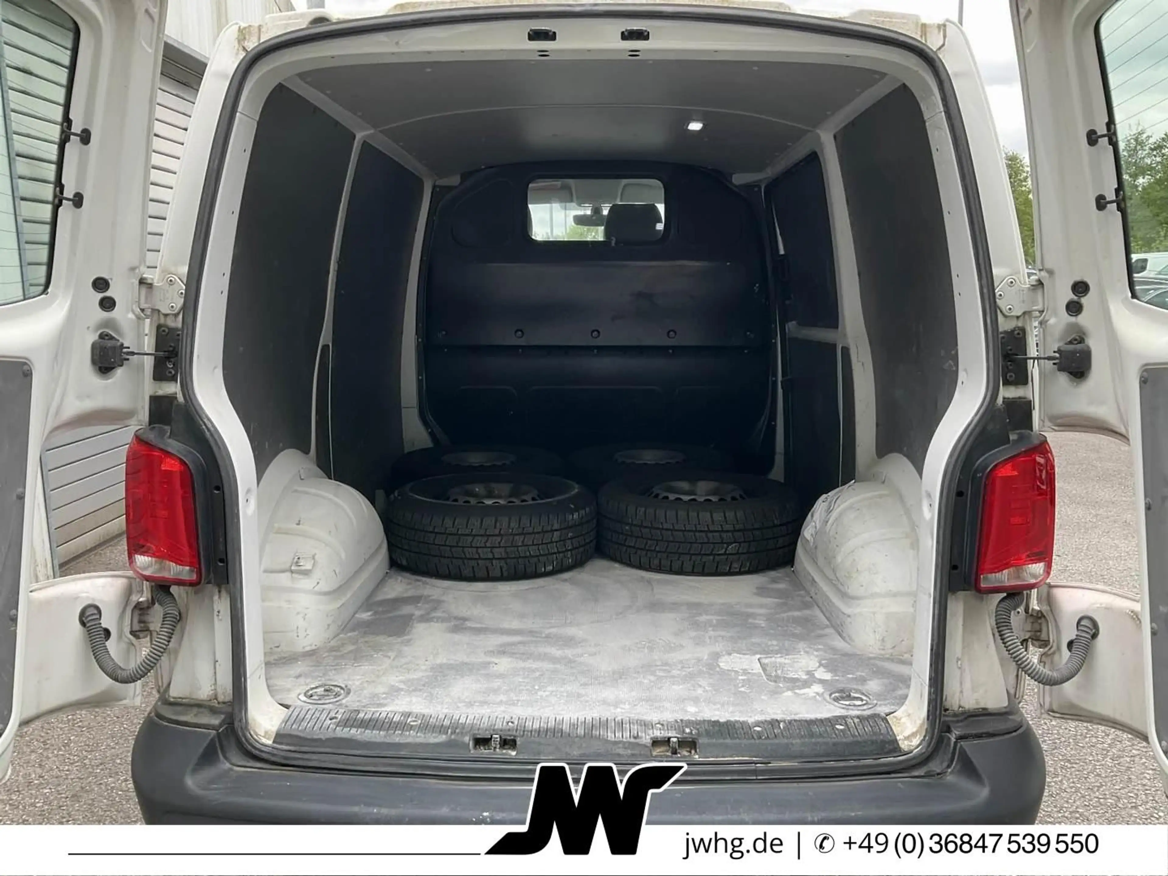 Volkswagen T6.1 Transporter EcoProfi 2.0 TDI — photo 9