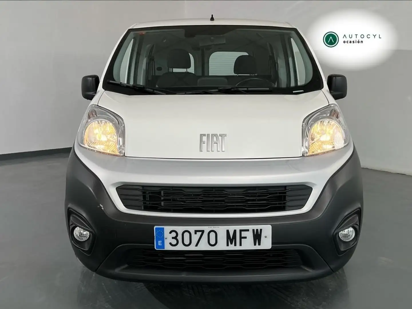 Fiat Fiorino Monospace 1.3 JTD Multijet Wit - 2
