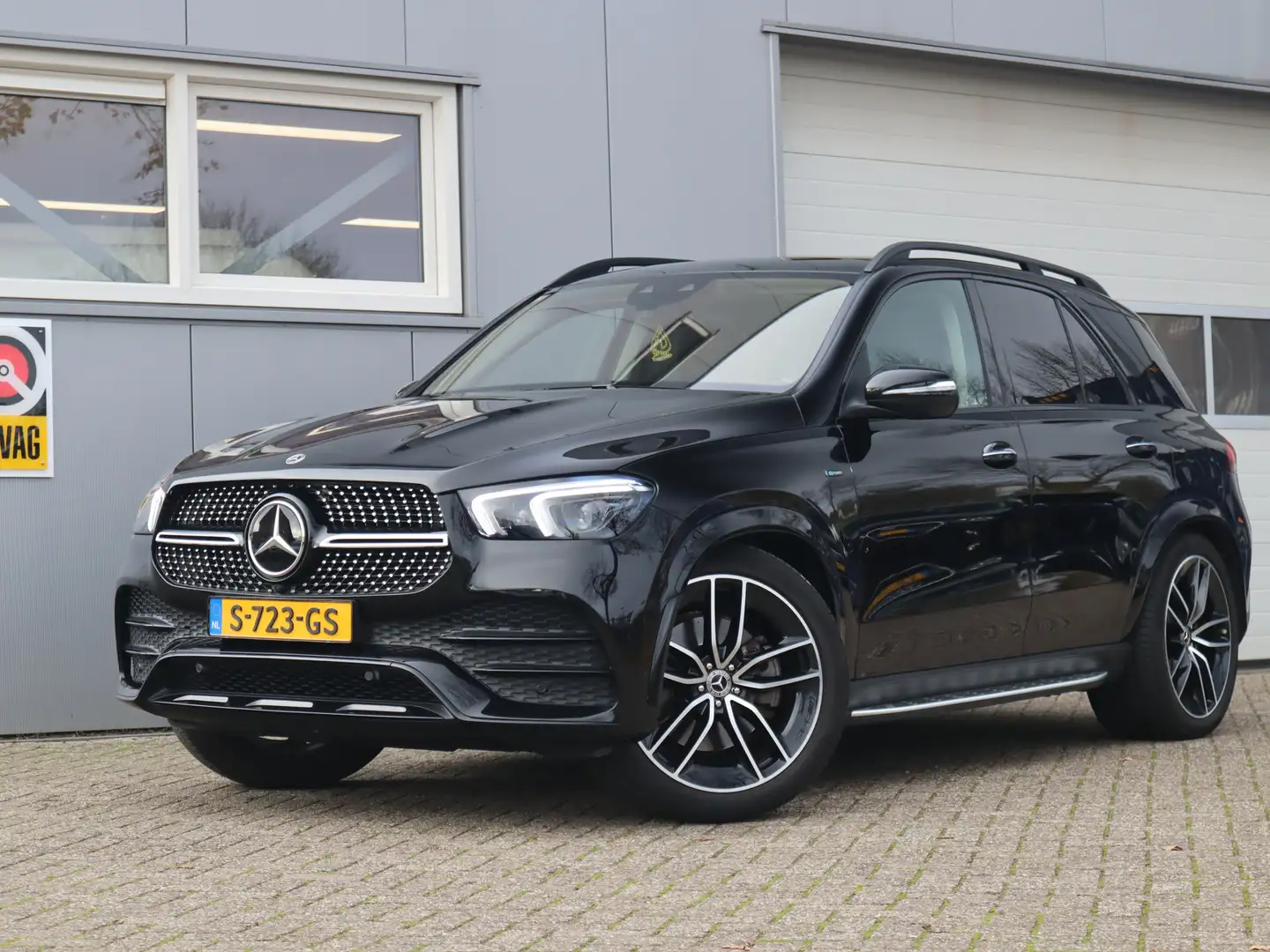 Mercedes-Benz GLE 350 e 4MATIC Premium Plus / AMG / Night / Luchtvering Negro - 1