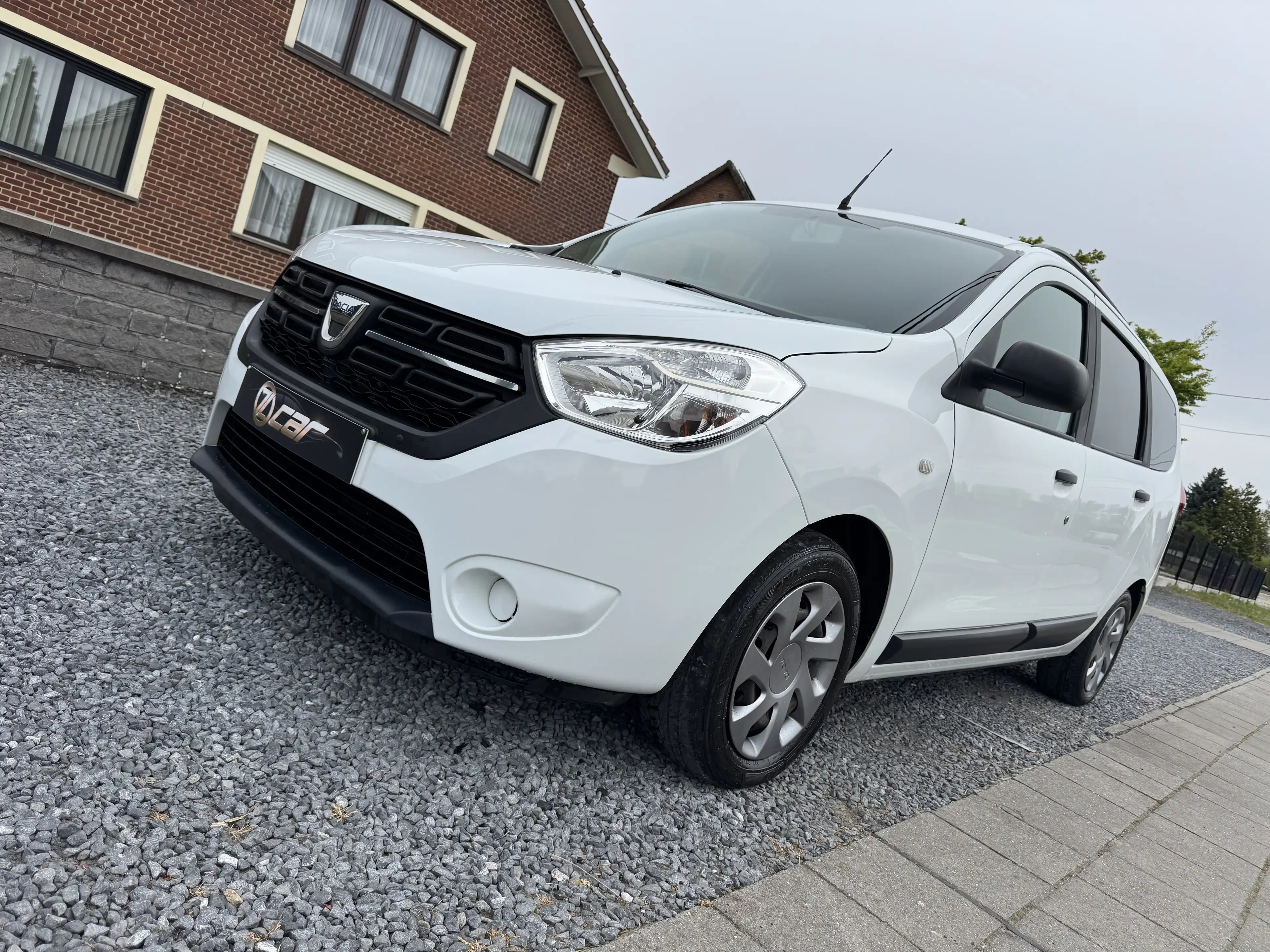 Dacia Lodgy Lodgy 1.5 Blue dCi Comfort 7pl.NAVI/CLIM/GARANTIE — photo 9