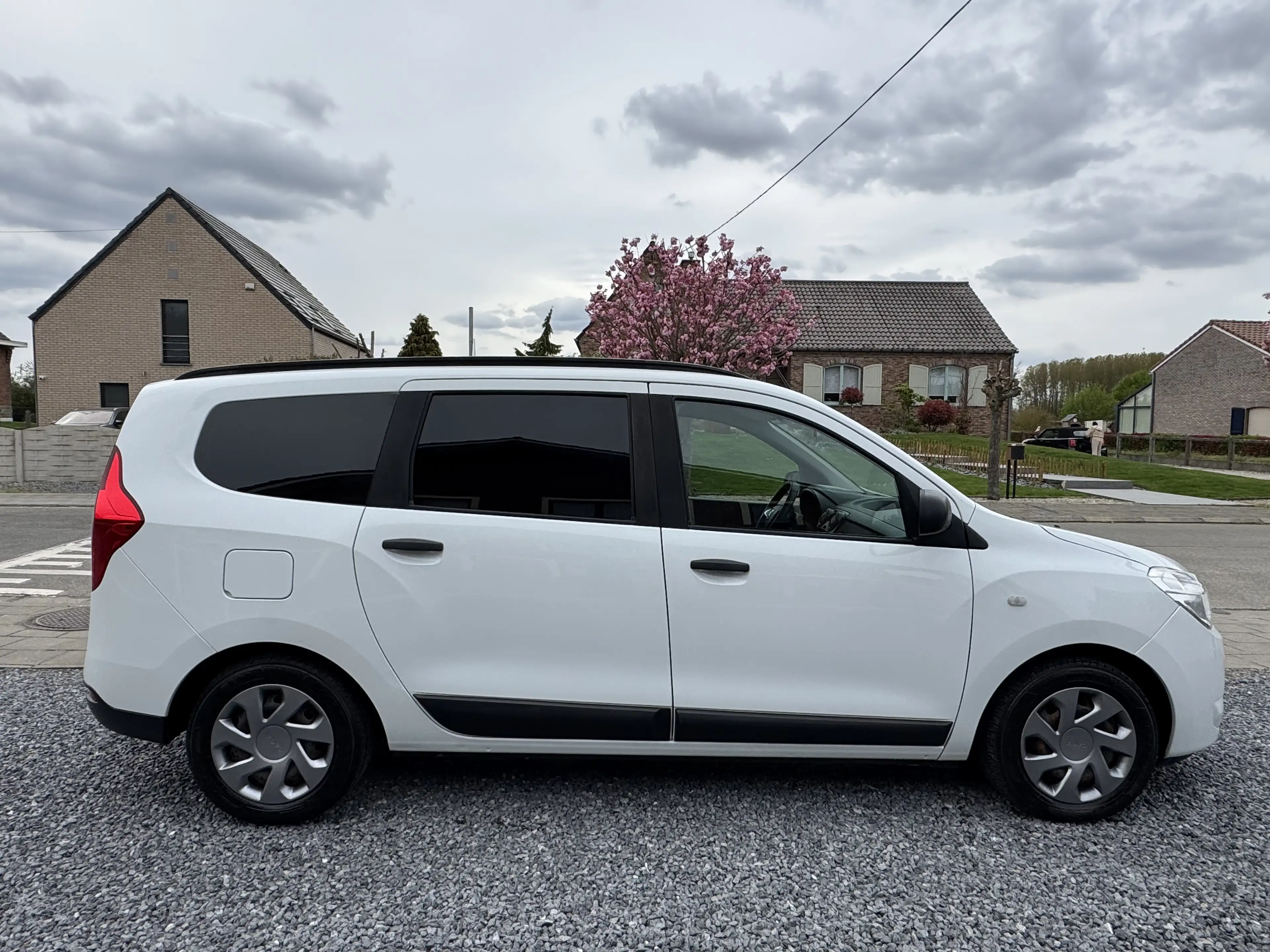 Dacia Lodgy Lodgy 1.5 Blue dCi Comfort 7pl.NAVI/CLIM/GARANTIE — photo 5