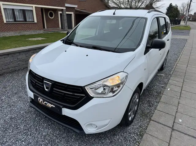 Dacia Lodgy Lodgy 1.5 Blue dCi Comfort 7pl.NAVI/CLIM/GARANTIE