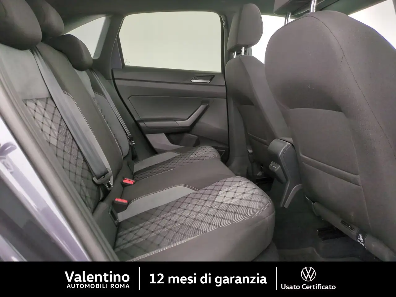 Volkswagen Taigo 1.5 TSI DSG ACT R-Line 12