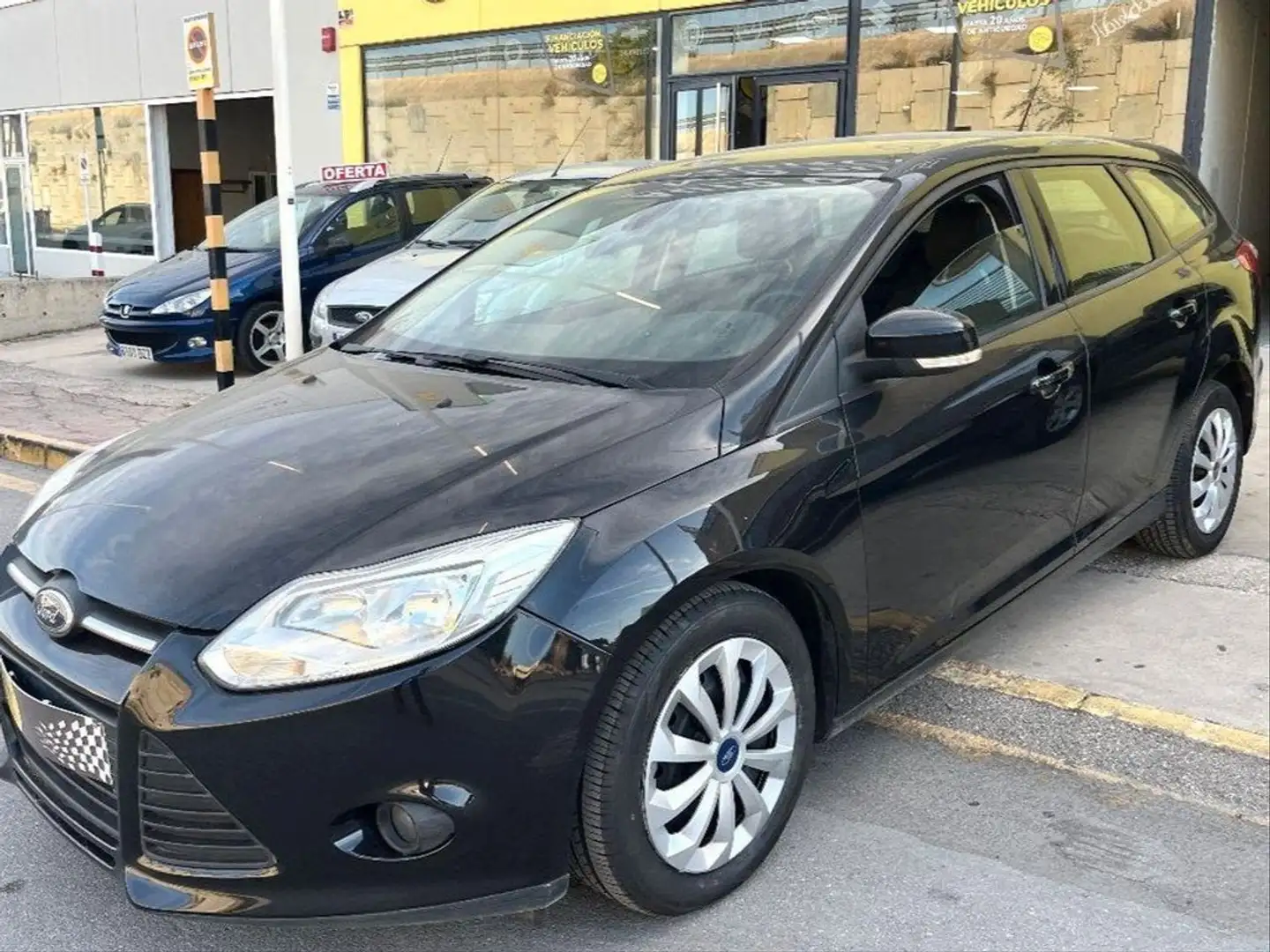Ford Focus 1.6 TDCi 95cv Trend Negro - 1