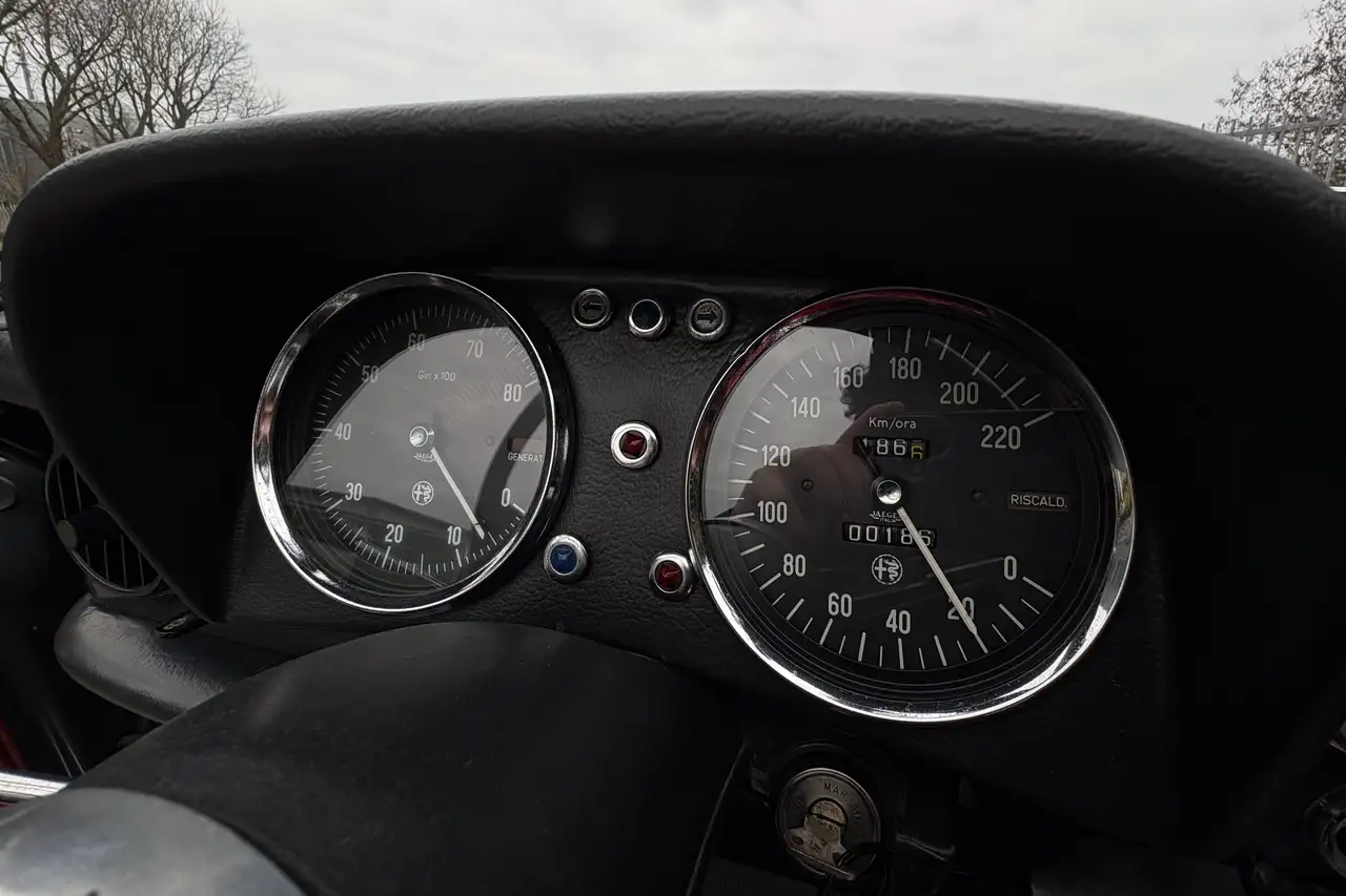 Alfa Romeo Spider 1750 Veloce 1ª Serie America, foto 12