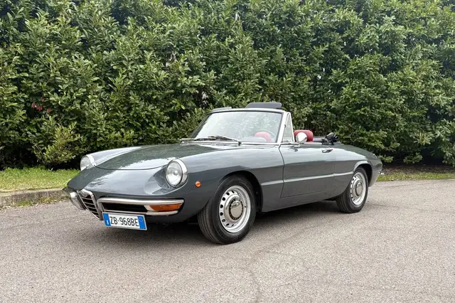 Alfa Romeo 1750 Alfa Romeo Spider 1750 Veloce 1ª Serie America