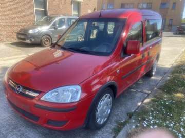 Tour 1.4i XEP Essentia Airco 54.000 Kms 1er Propri