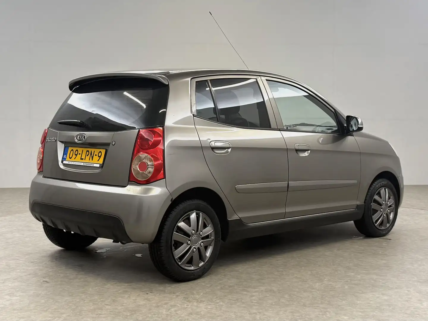 Kia Picanto 1.0 X-ecutive | Clima | Elektrpakket Grau - 2