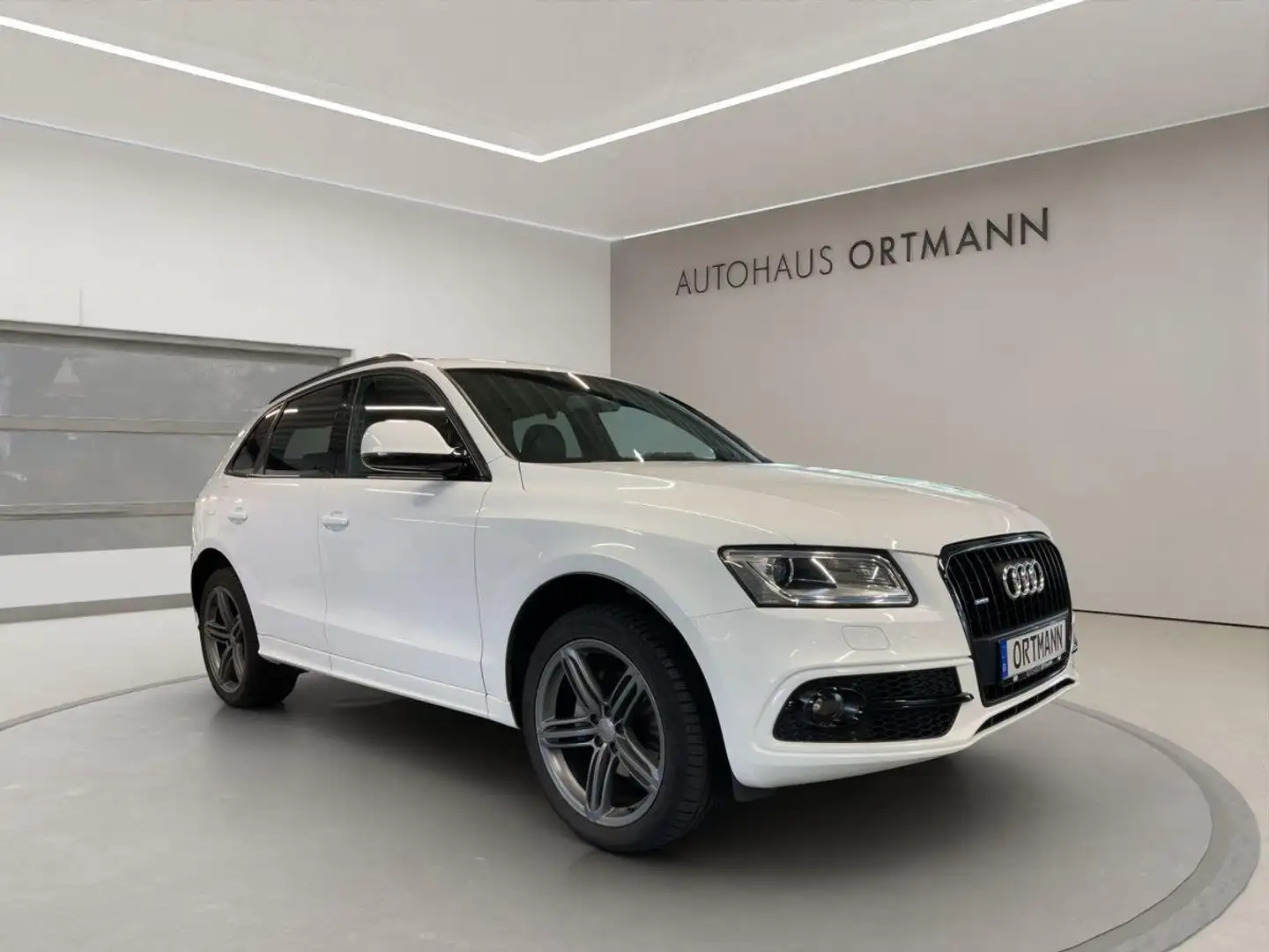 Audi Q5 Quattro 2.0 Diesel "S Line" Automatik Weiß - 1