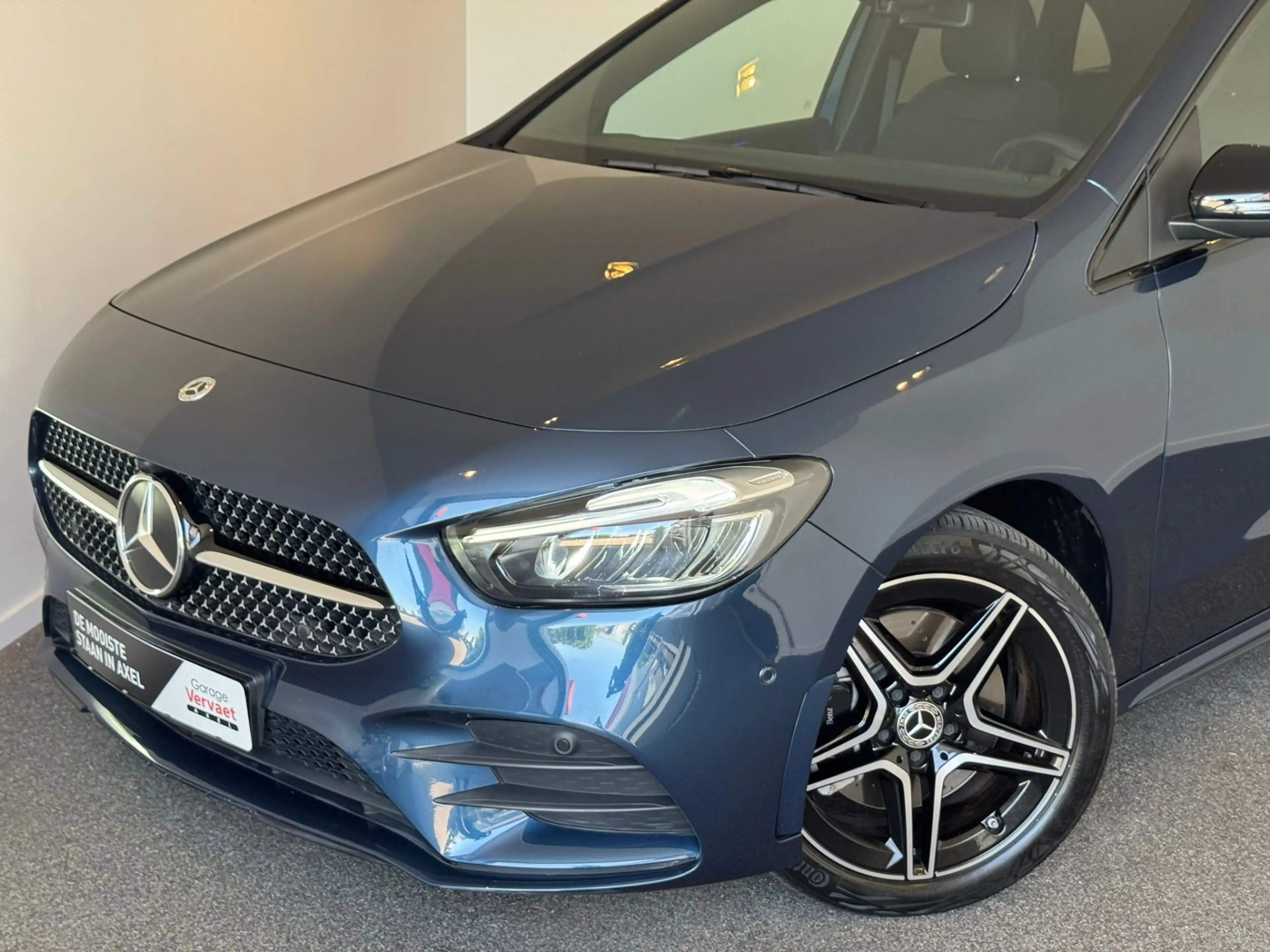 Mercedes-Benz B 250 e Business Solution AMG — photo 7