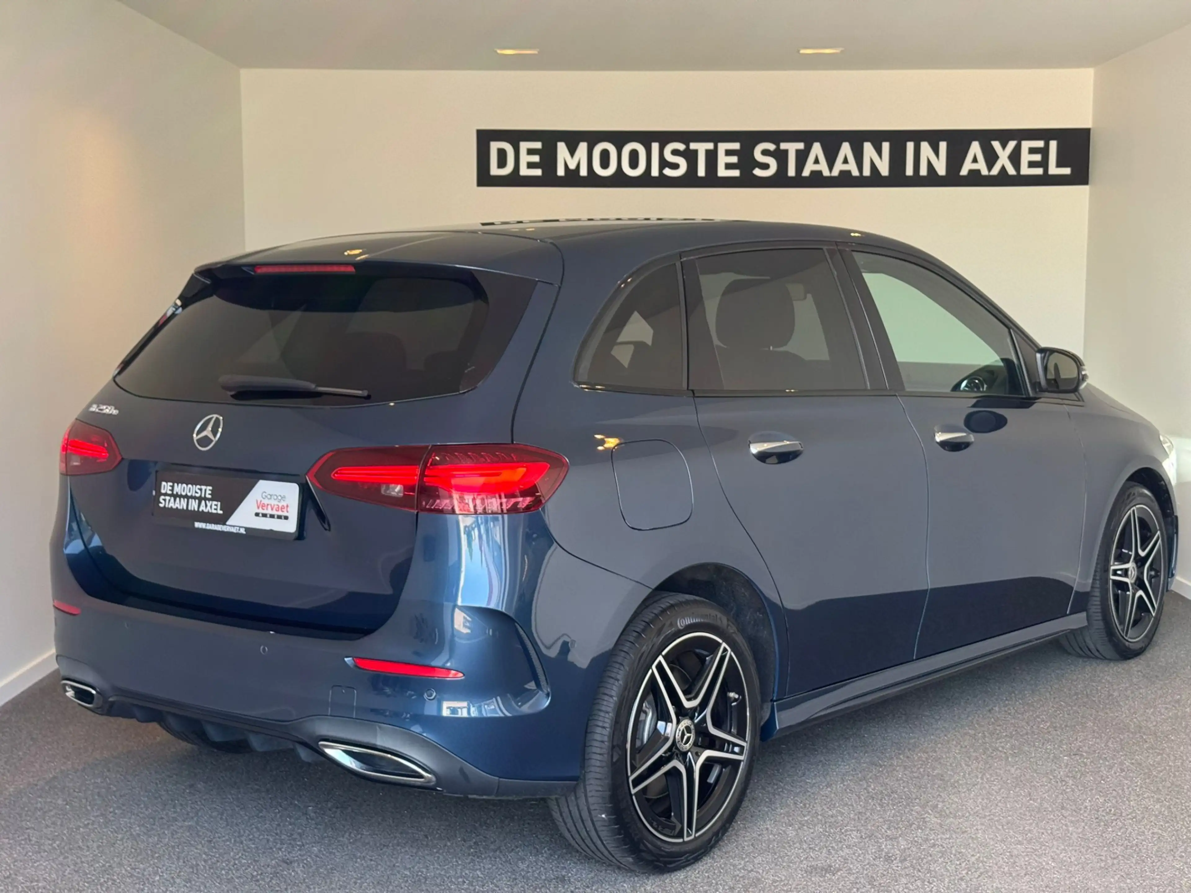 Mercedes-Benz B 250 e Business Solution AMG — photo 3