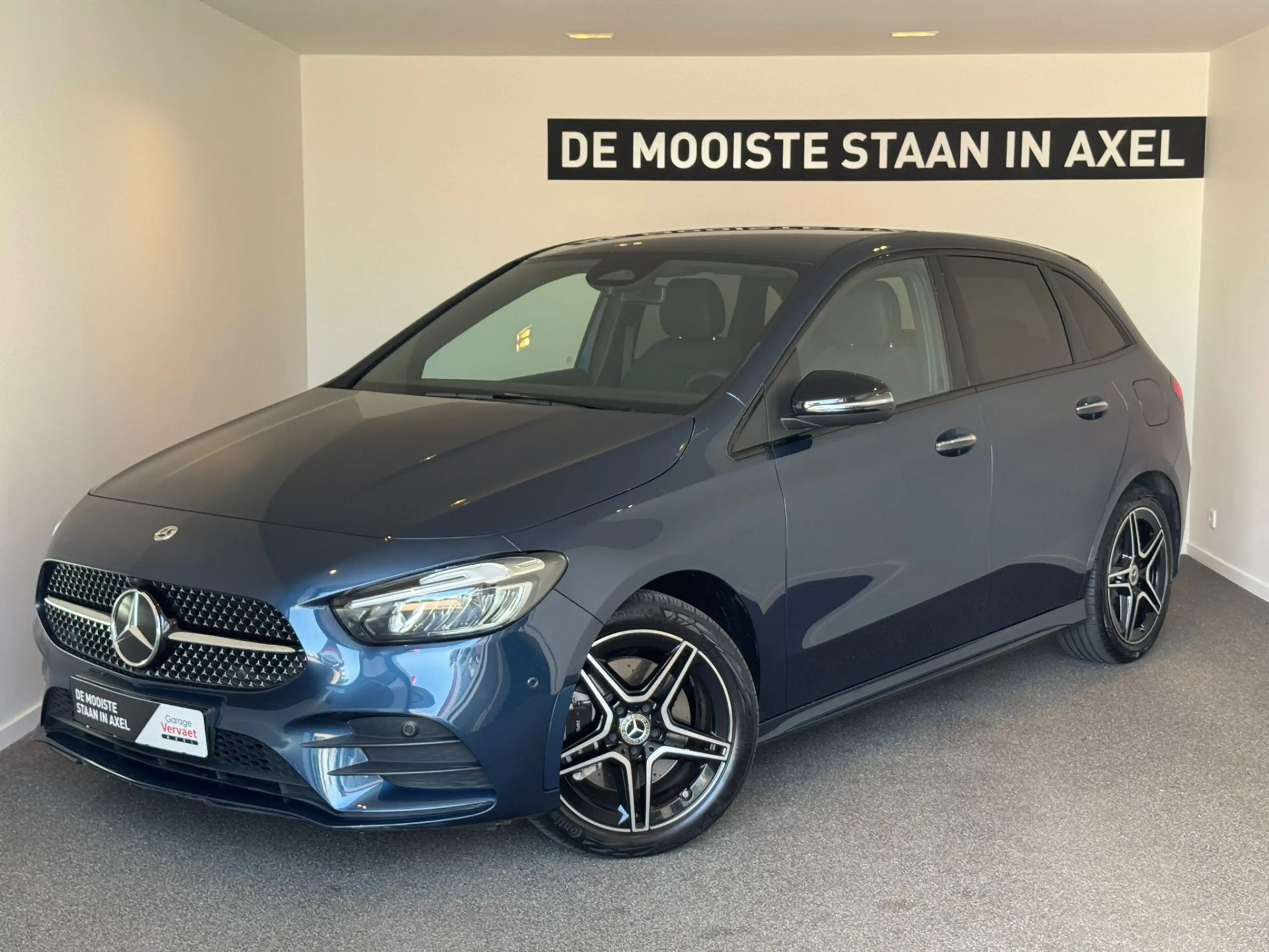 Mercedes-Benz B 250 e Business Solution AMG