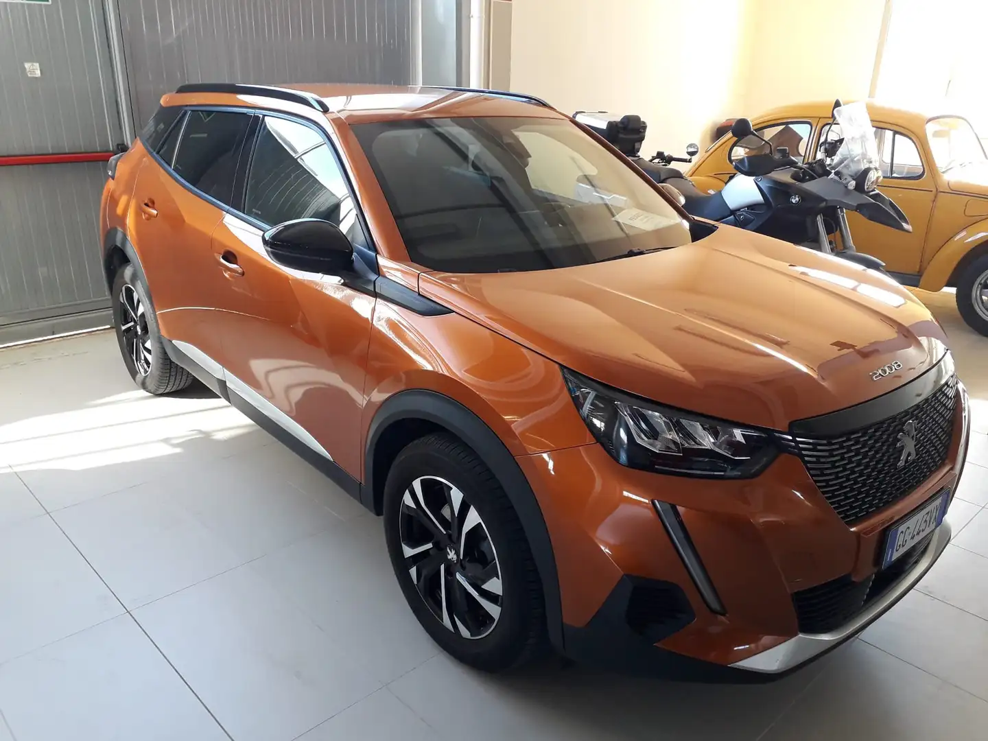 Peugeot 2008 1.2T puretech Allure Pack s Y2022 Bronze - 1