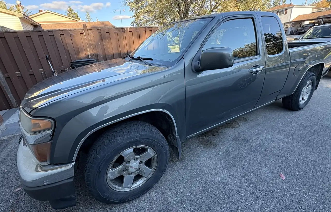 GMC Canyon снимка GMC Canyon