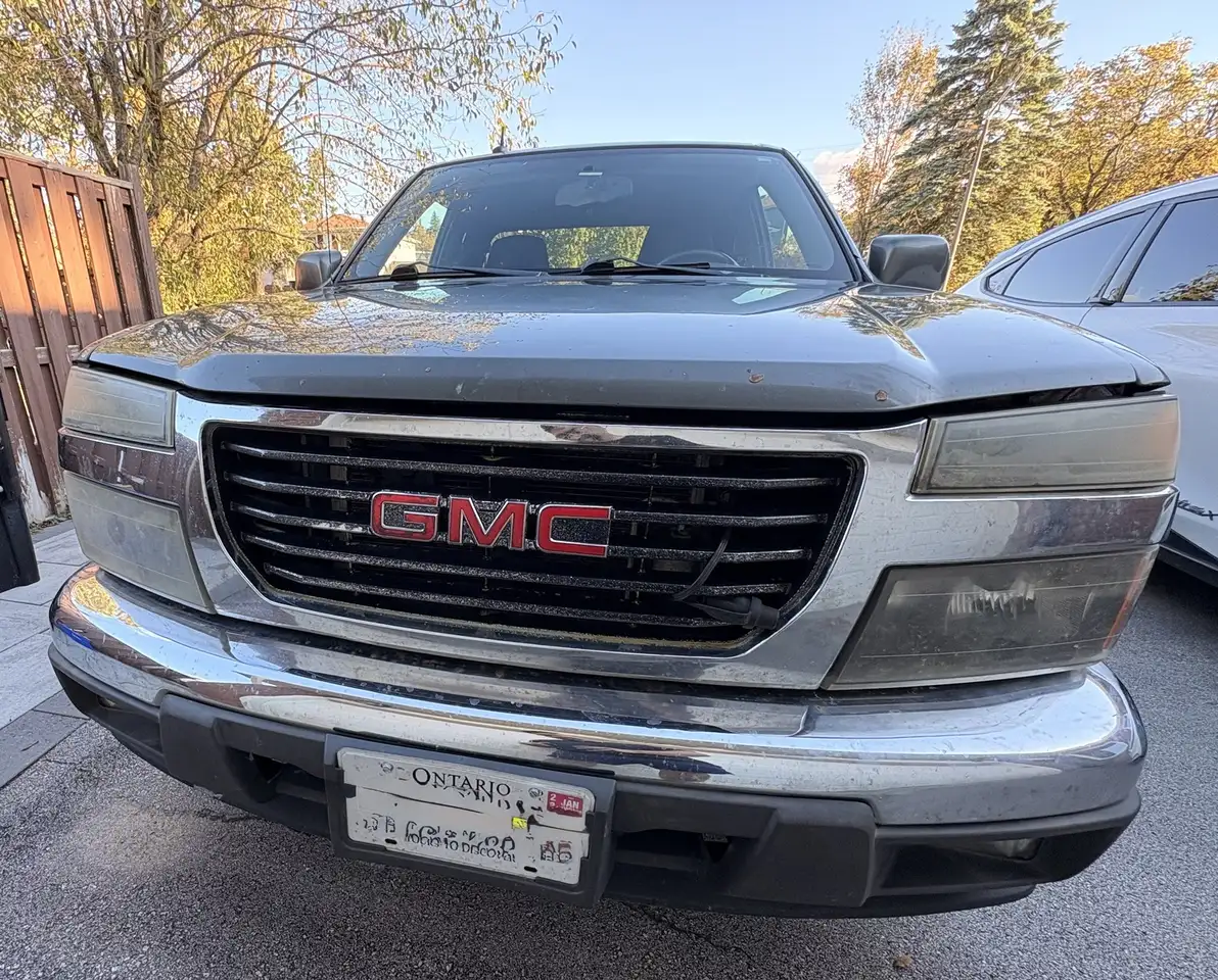 GMC Canyon снимка GMC Canyon