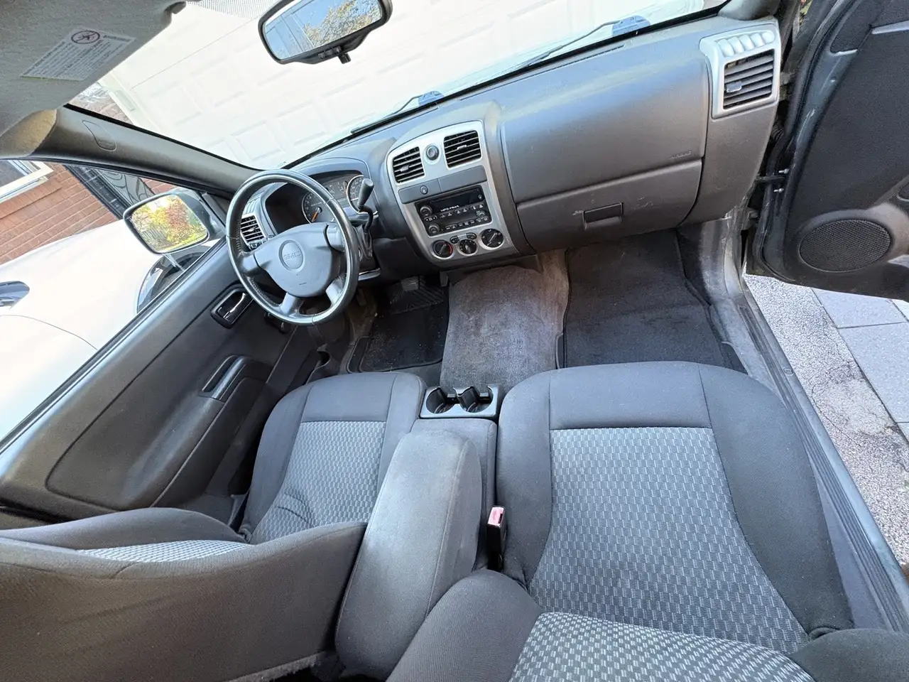 GMC Canyon снимка GMC Canyon