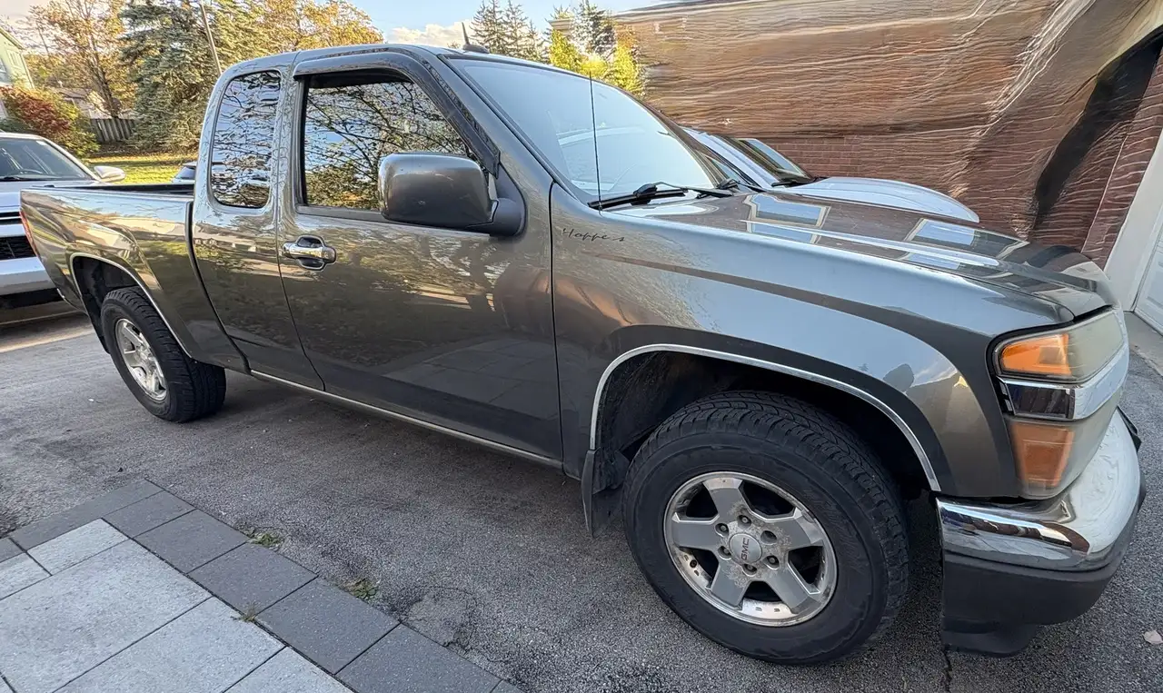 GMC Canyon снимка GMC Canyon