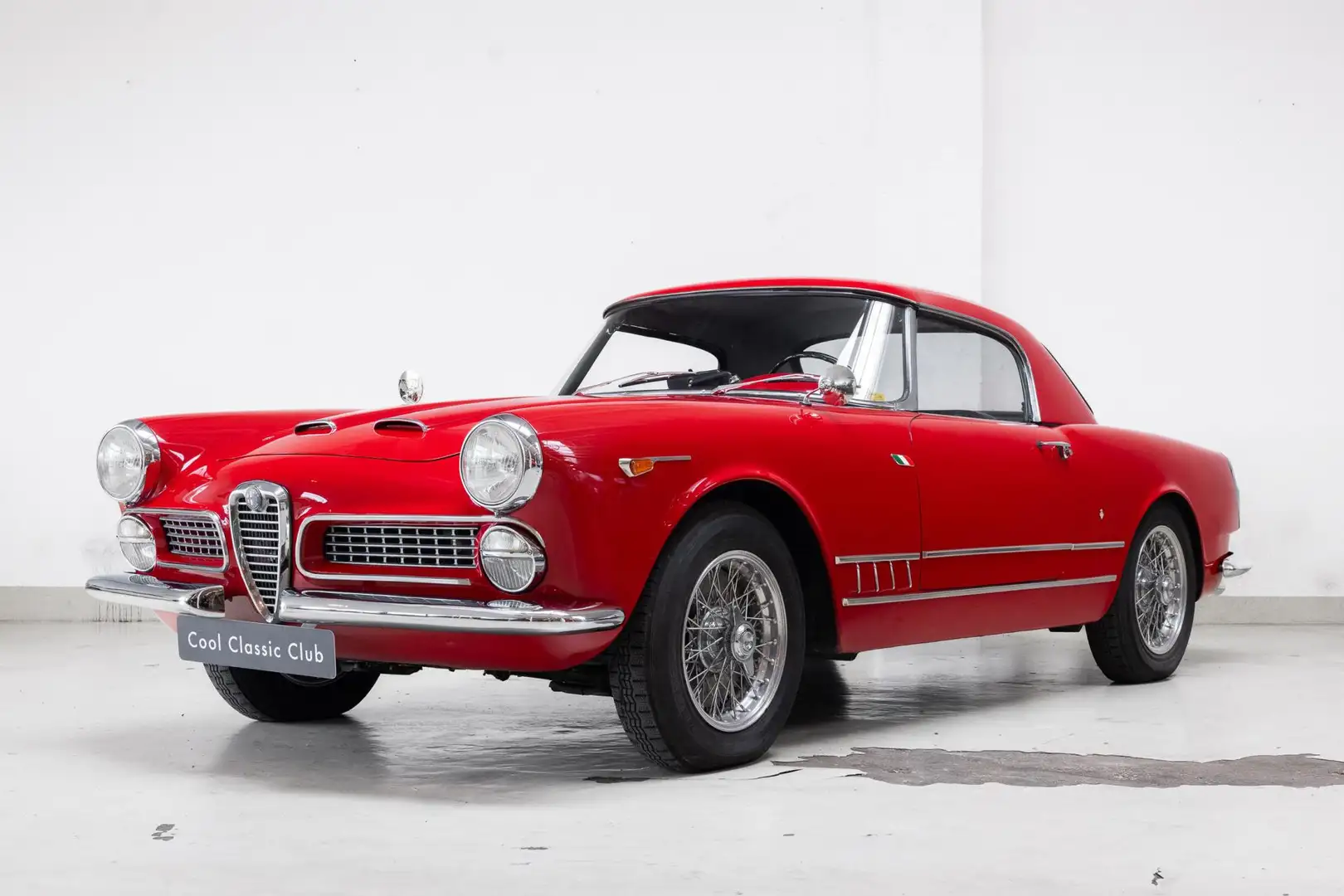 Alfa Romeo 2000 Spider - Borrani - Hardtop - Red - 1