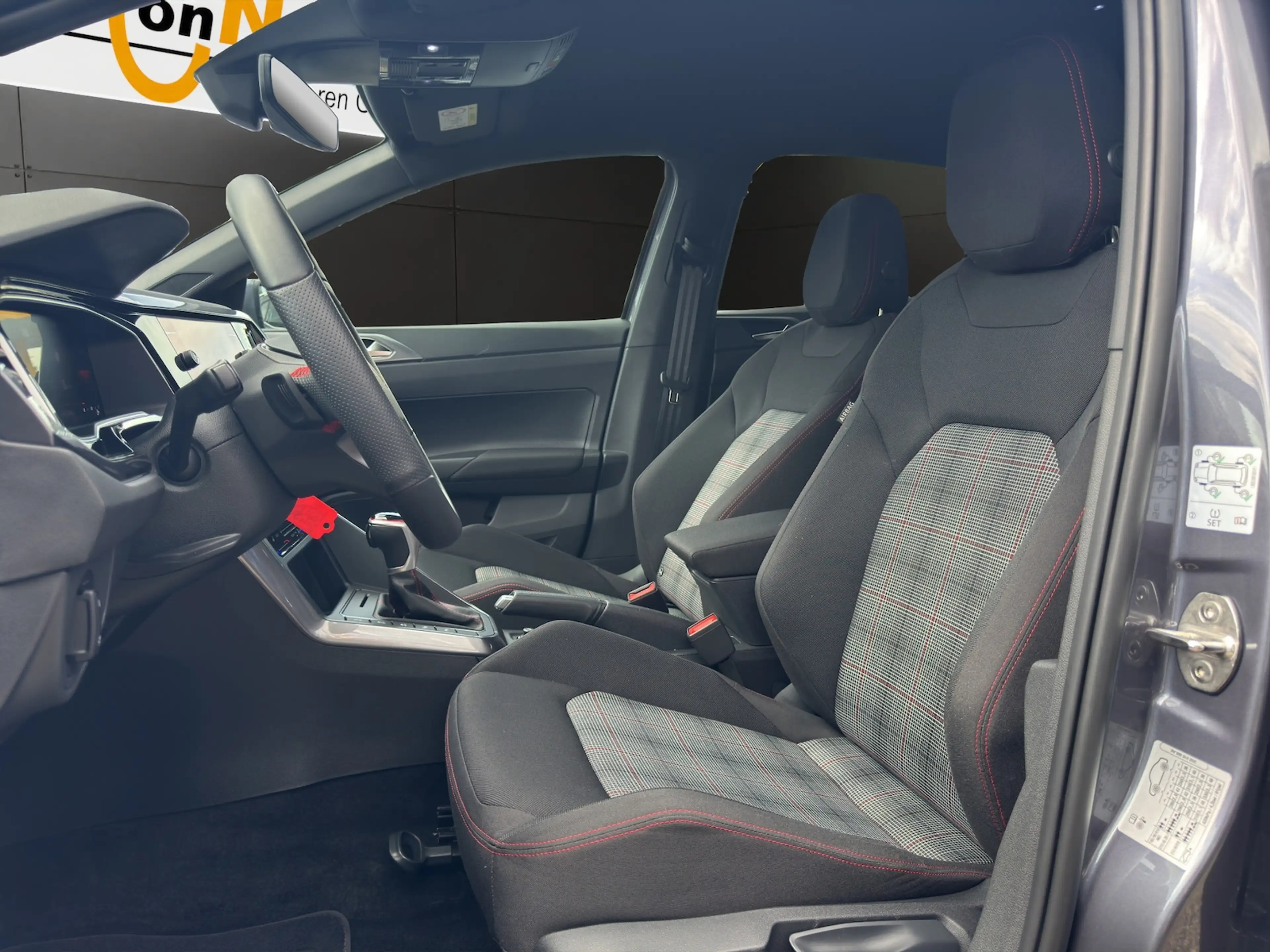 Volkswagen Polo GTI *Matrix-LED/ACC/SHZG/PDC/Navi-App* — photo 10