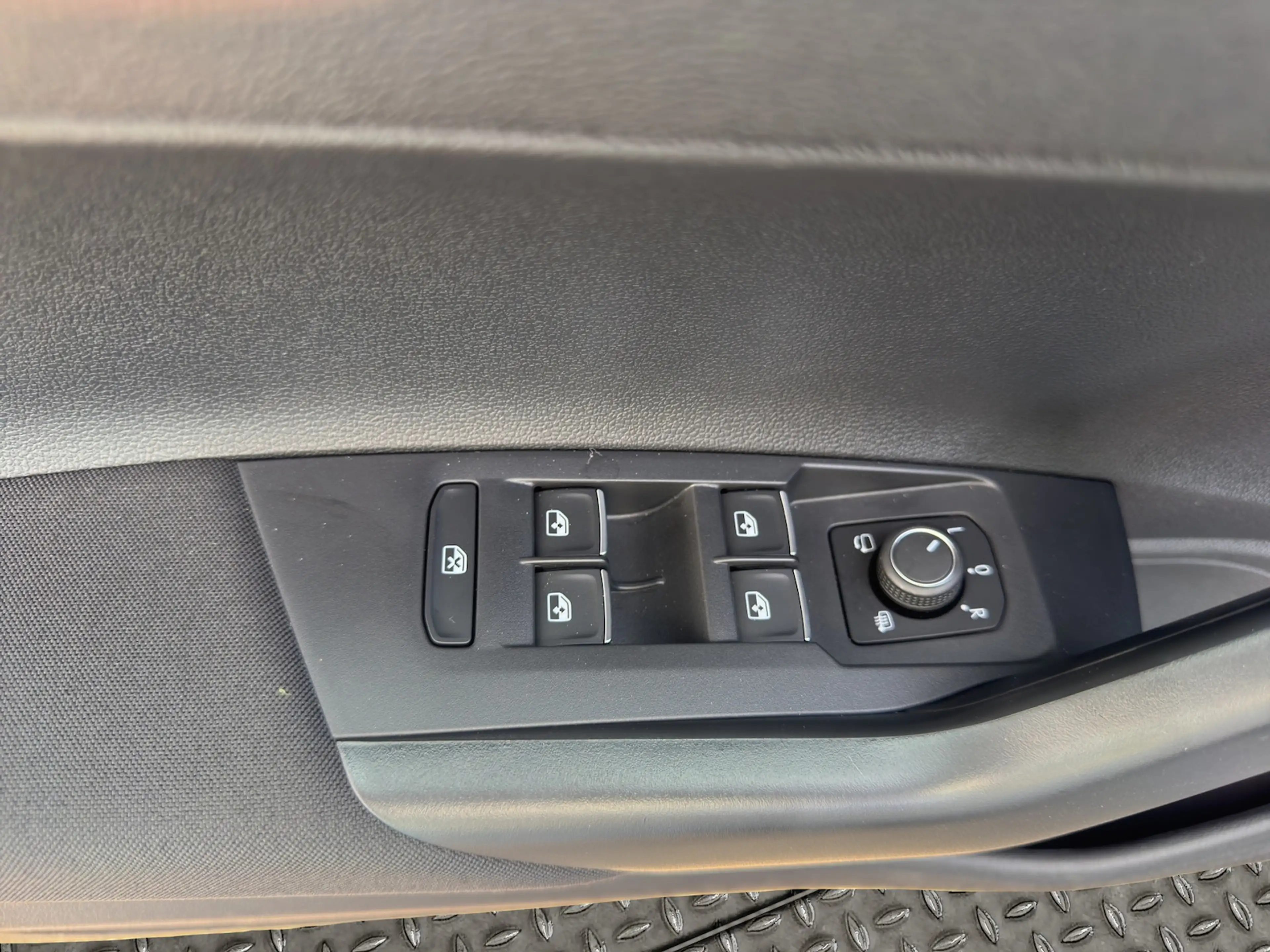 Volkswagen Polo GTI *Matrix-LED/ACC/SHZG/PDC/Navi-App* — photo 13