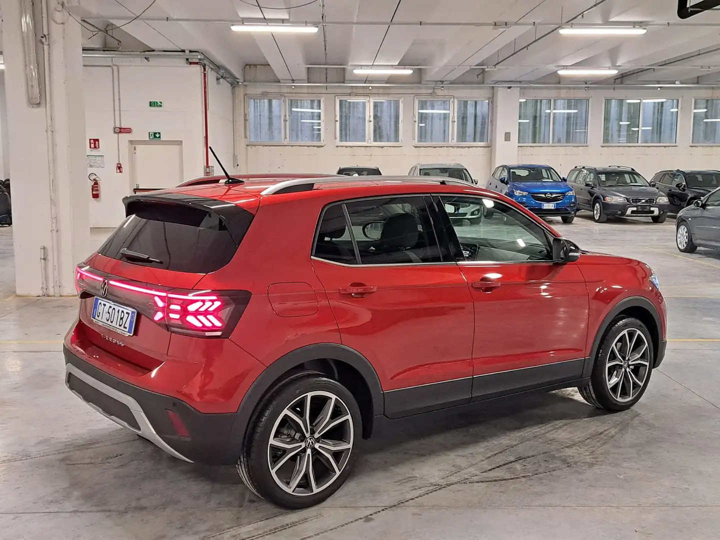 Volkswagen T-Cross 1000 TSI 116CV Style ***Km. Zero*** Rosso - 2