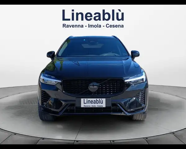 Volvo XC60 view 8