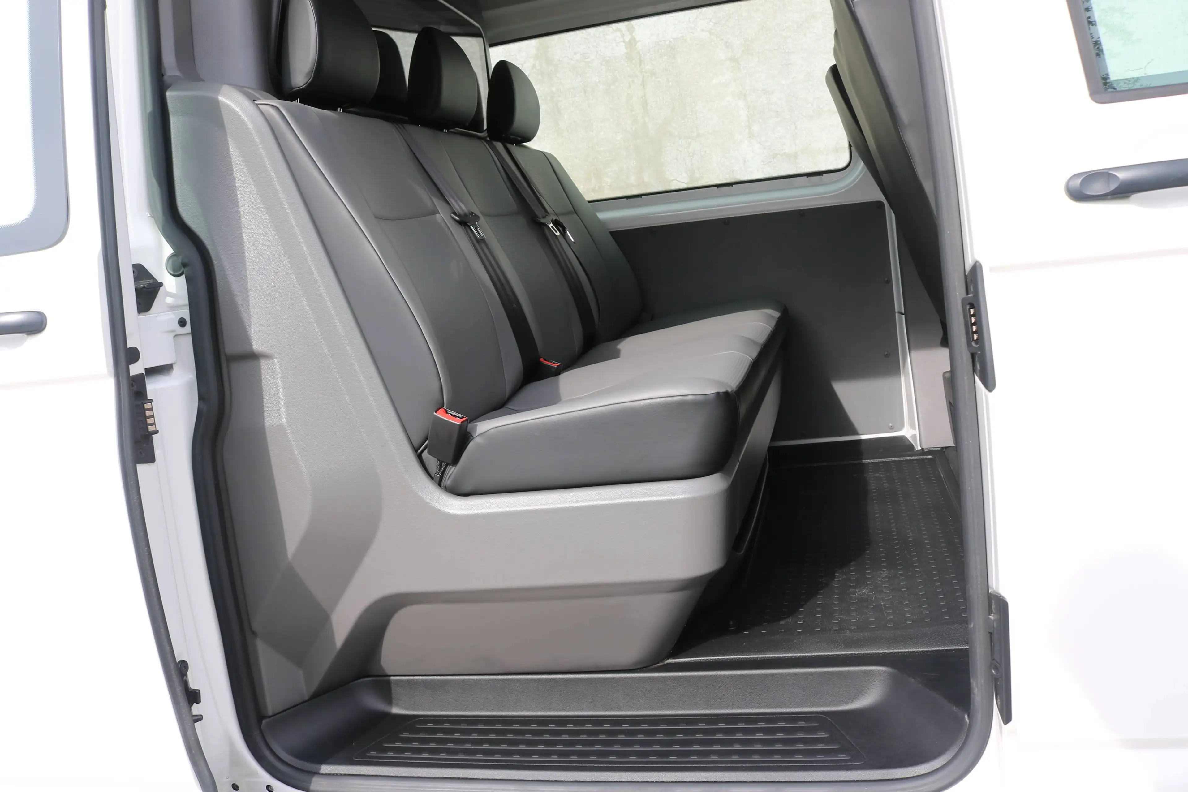Volkswagen T6.1 Transporter 2.0 Diesel | DOCA | LWB | NAVI | APP-CONNECT | PDC V+A | CRUISE | AIRCO | DAB | 6PL — photo 14