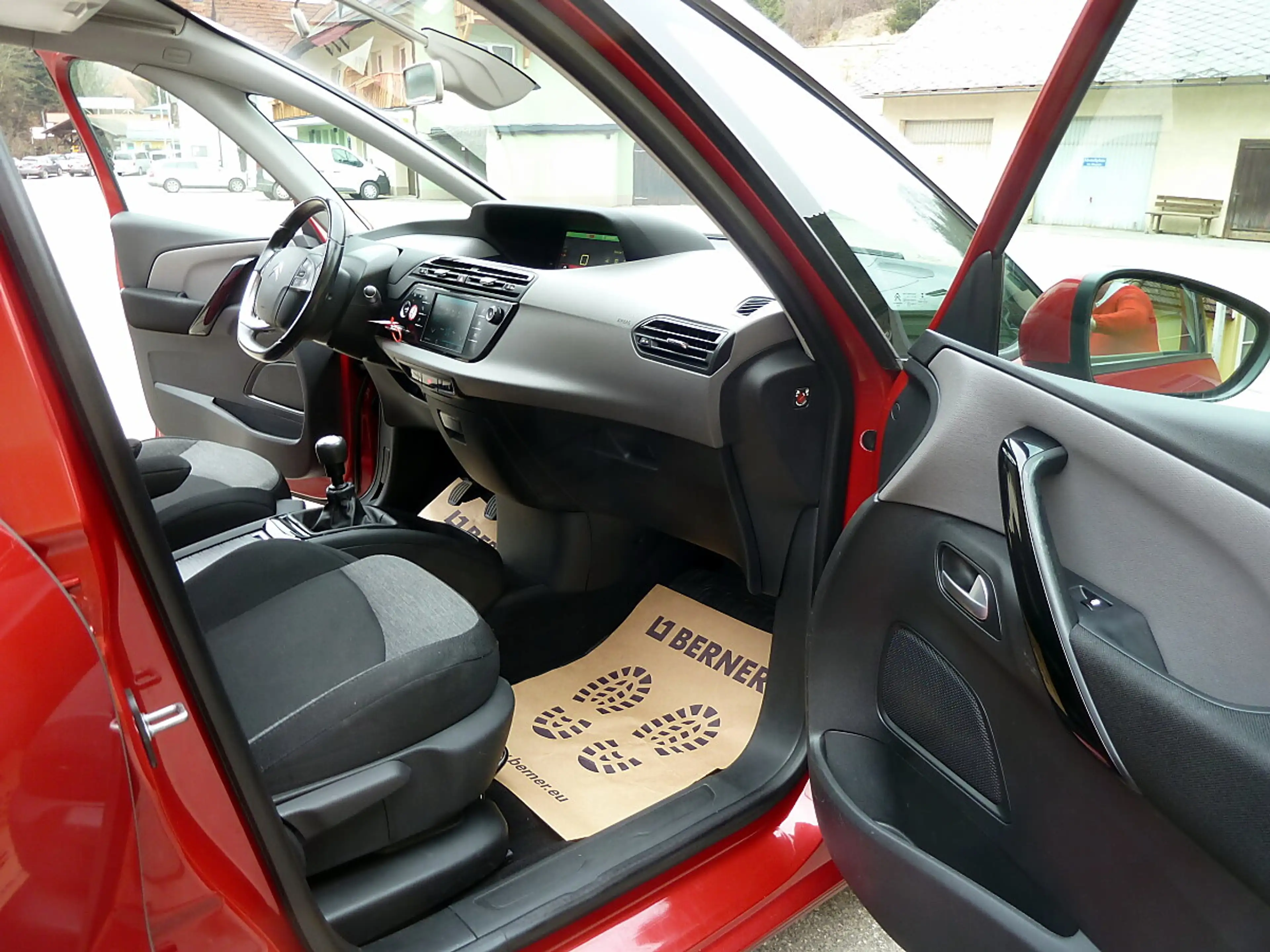 Citroen Grand C4 Picasso BlueHDi 120 S&S 6-Gang Intensive — photo 10