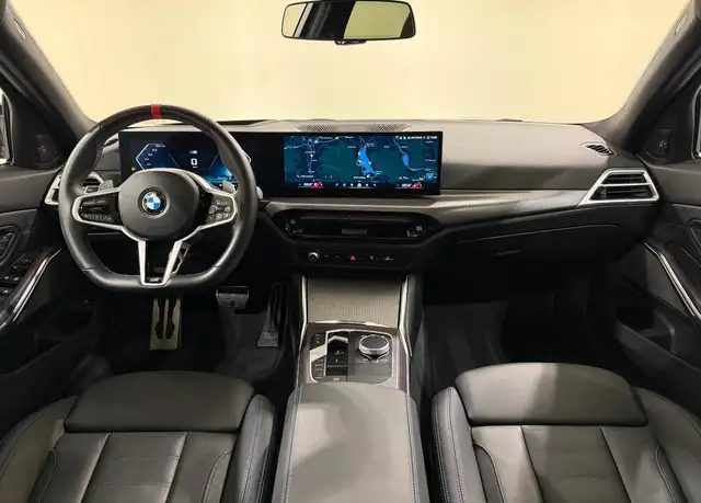 BMW 3 Series view 13