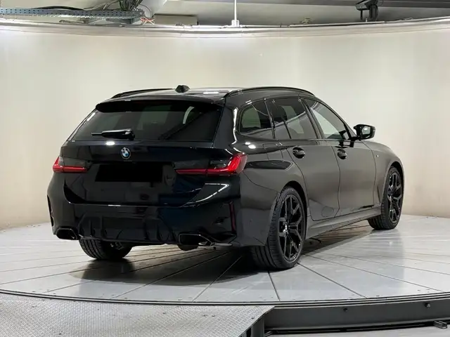 BMW 3 Series view 7