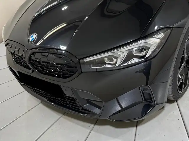 BMW 3 Series view 3