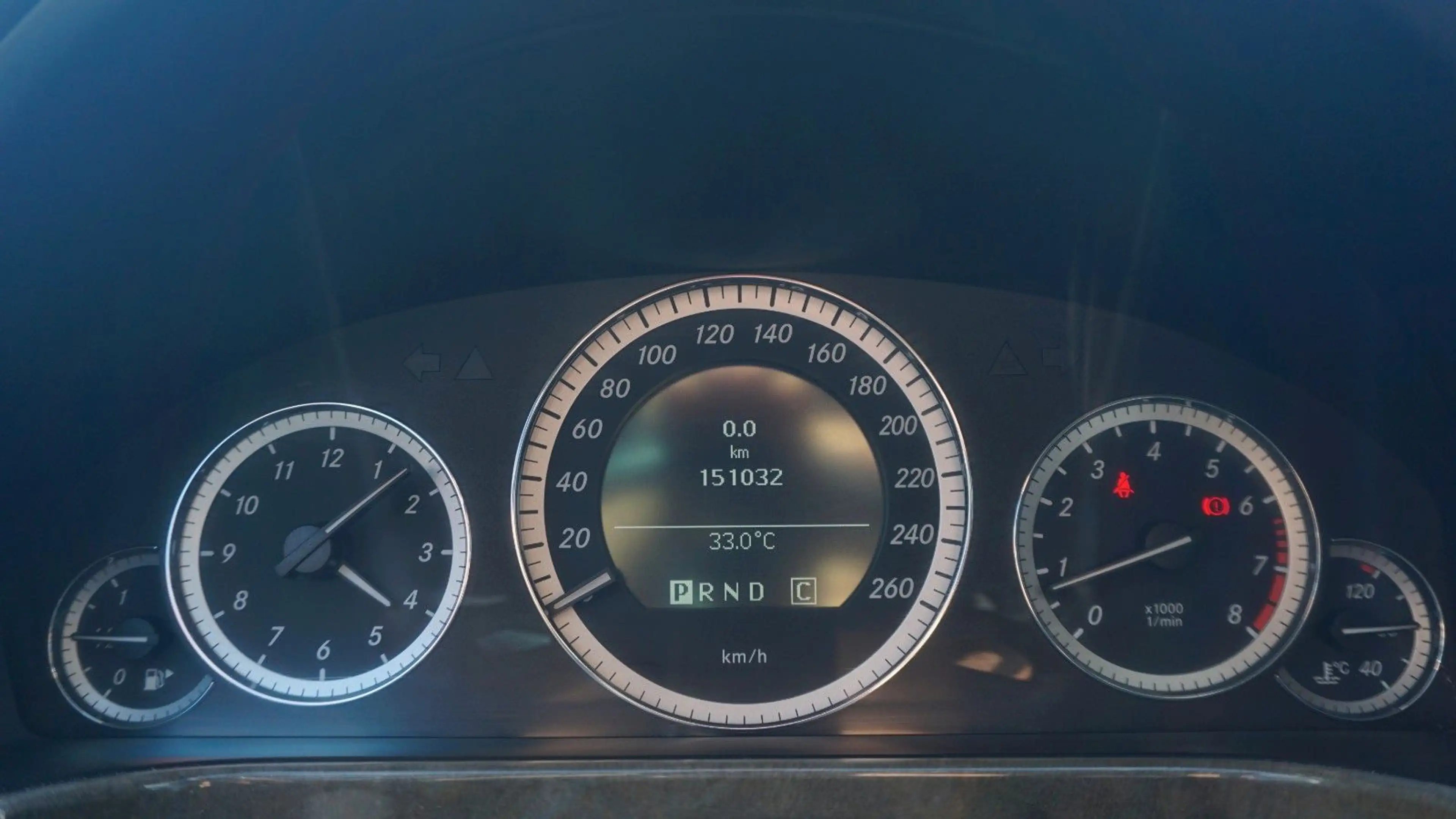 Mercedes-Benz E 200 CGI BlueEfficiency*AUTOMATIK*TEMPO*SHZ*TOP — photo 13
