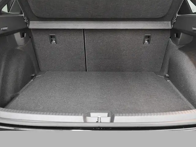 Volkswagen Taigo view 8