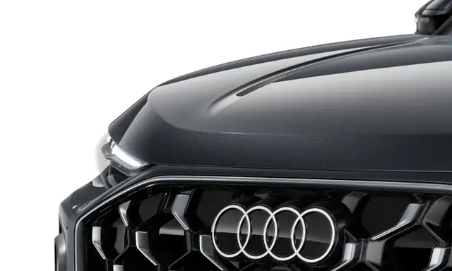 Audi Q5 view 3