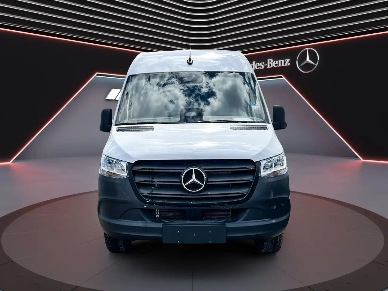 Mercedes-Benz Sprinter снимка Mercedes-Benz Sprinter