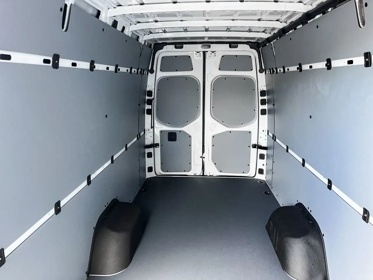 Mercedes-Benz Sprinter снимка Mercedes-Benz Sprinter