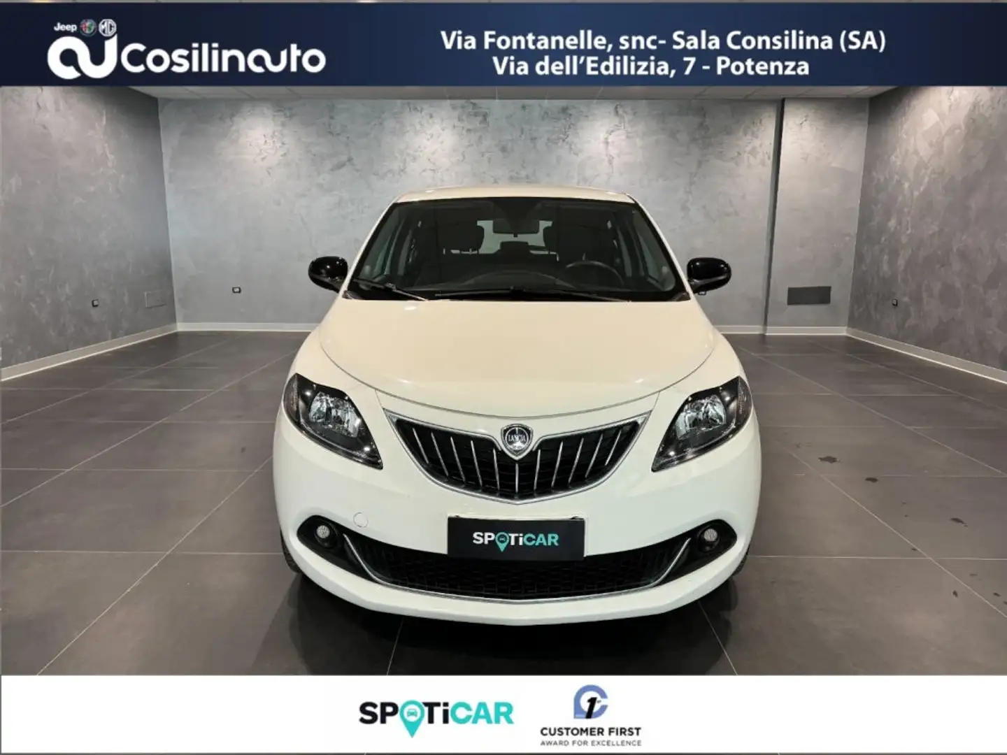 Lancia Ypsilon 1.0 FireFly 5 porte S&S Hybrid Gold Bianco - 2