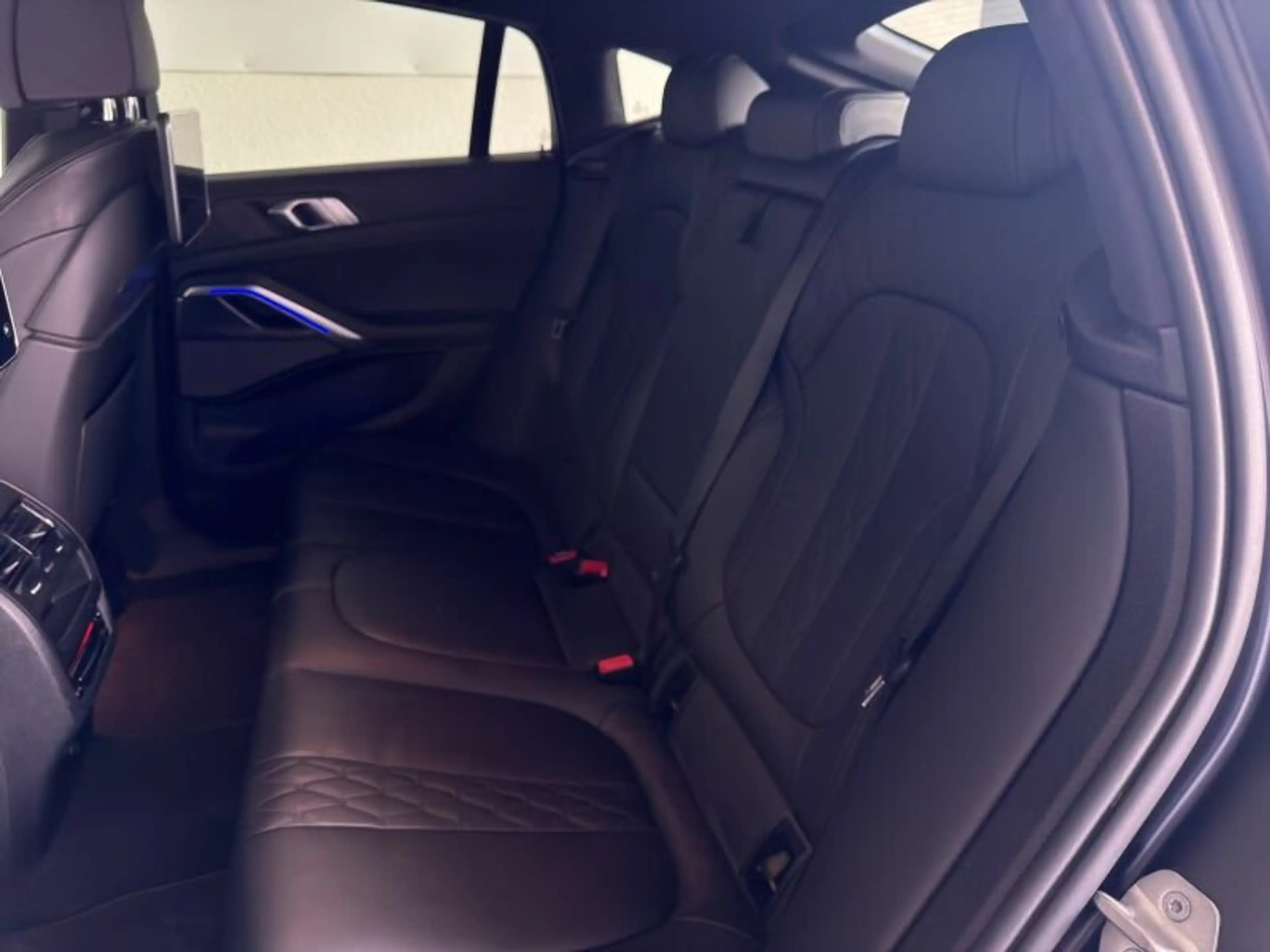 BMW X6 M 50i SHZ/LASER/INT/hk/HUD/360/PanSky/FondTV — photo 10